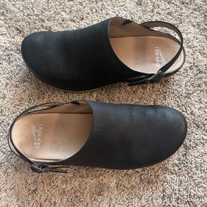 Size 39 Dansko Nubuck Clogs
